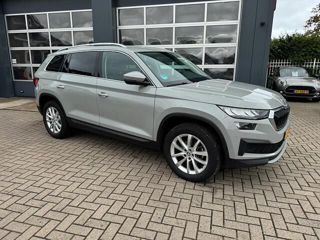 Occasion Skoda Kodiaq Business Line 150 PK (110 kW) 2023 Grijs, metallic lak SUV