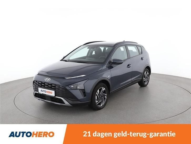 Grijs Gebruikt 2022 Hyundai Bayon Trend SUV | € 17.249 (Eerlijke prijs) - Afbeelding 1/4