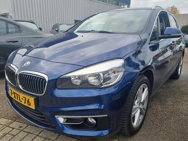 Blauw Gebruikt 2014 BMW 218 Executive Stationwagen | € 8.749 (Eerlijke prijs) - Afbeelding 1/4