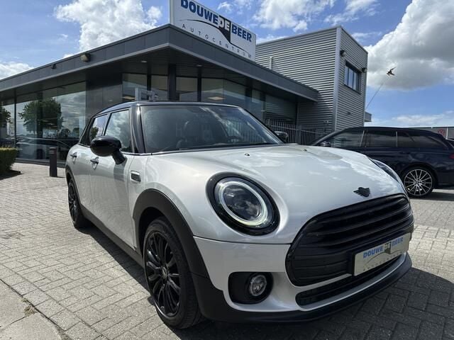 Wit Gebruikt 2022 Mini Cooper Clubman Classic Stationwagen | € 28.250 (Eerlijke prijs) - Afbeelding 1/4