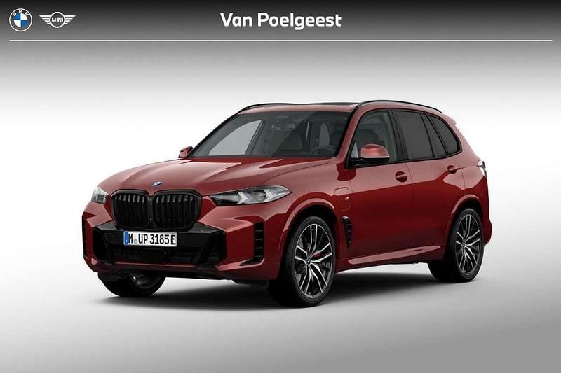 Bmw individual ruby red 2 pearl effect metallic (rood metallic) Nieuw 2025 BMW X5 M Sport SUV | € 133.215 (Eerlijke prijs) - Afbeelding 1/4