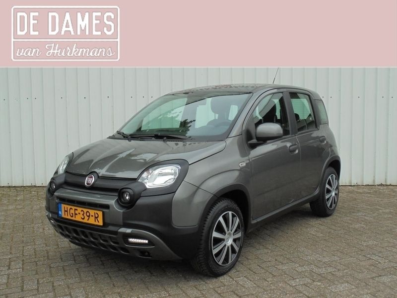 Grijs Gebruikt 2023 Fiat Panda Cross Cross Hatchback | € 15.895 (Eerlijke prijs) - Afbeelding 1/4