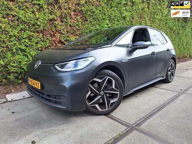 Groen Gebruikt 2020 VW ID.3 Life Hatchback | € 11.950 (Goede deal) - Afbeelding 1/4