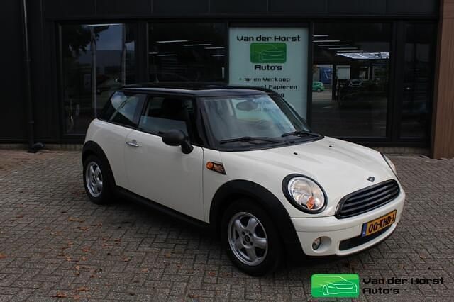 Wit Gebruikt 2009 Mini ONE Hatchback | € 3.450 (Eerlijke prijs) - Afbeelding 1/4