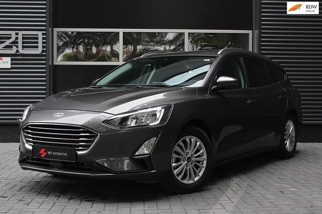 Grijs Gebruikt 2020 Ford Focus Business Edition Stationwagen | € 9.450 (Goede deal) - Afbeelding 1/4