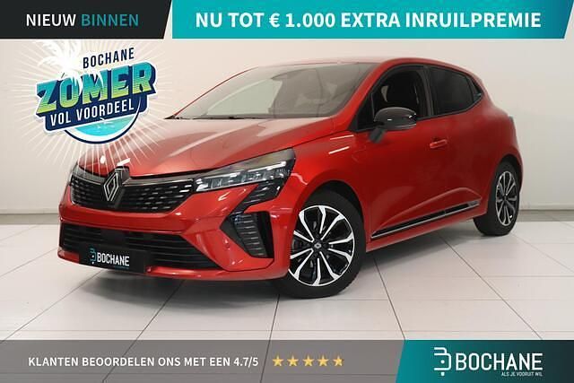 Rouge flamme (nnp) Gebruikt 2023 Renault Clio V Techno Hatchback | € 18.940 (Eerlijke prijs) - Afbeelding 1/4