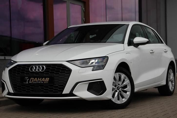 Occasion Audi A3 Business 204 PK (150 kW) 2022 Wit Hatchback