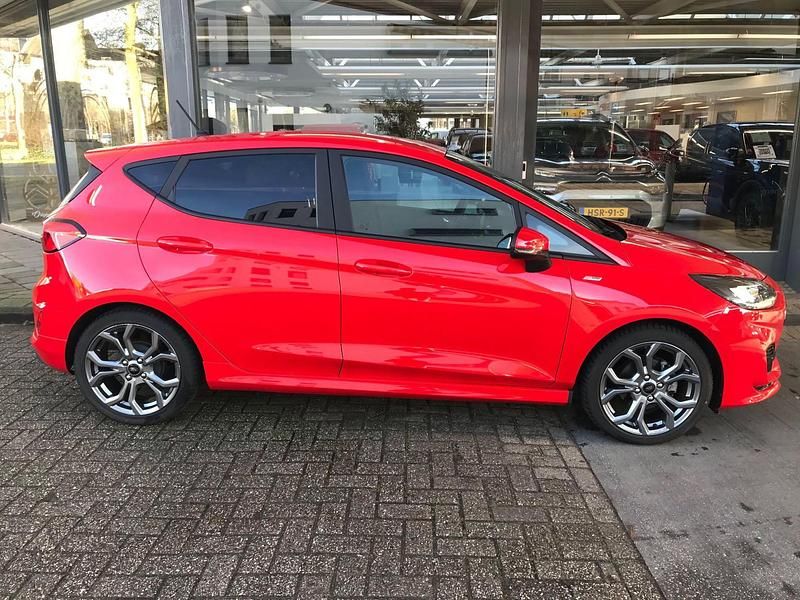 Occasion Ford Fiesta ST-Line 101 PK (74 kW) 2022 Rood Hatchback