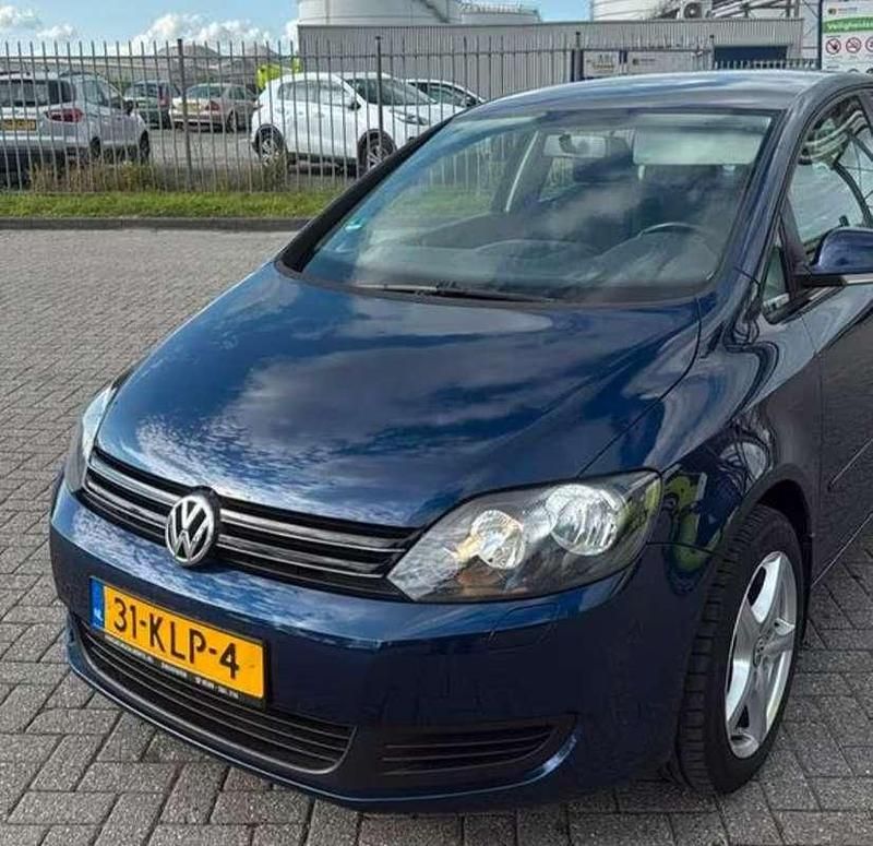 Beige Gebruikt 2010 VW Golf Plus Cross Highline MPV | € 3.250 - Afbeelding 1/4