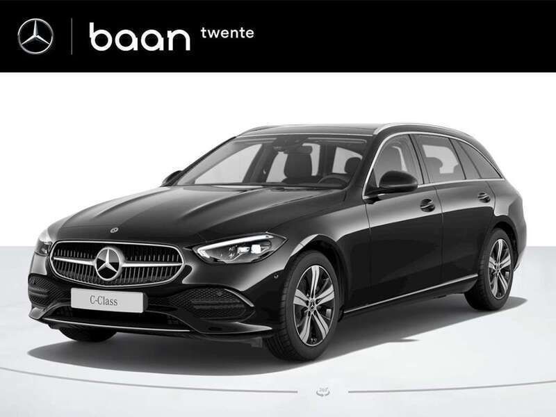 Zwart, metallic lak Nieuw 2024 Mercedes C180 Avantgarde Stationwagen | € 60.257 (Super prijs) - Afbeelding 1/4