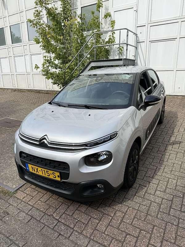Grijs Gebruikt 2017 Citroën C3 Feel Hatchback | € 7.300 (Goede deal) - Afbeelding 1/4