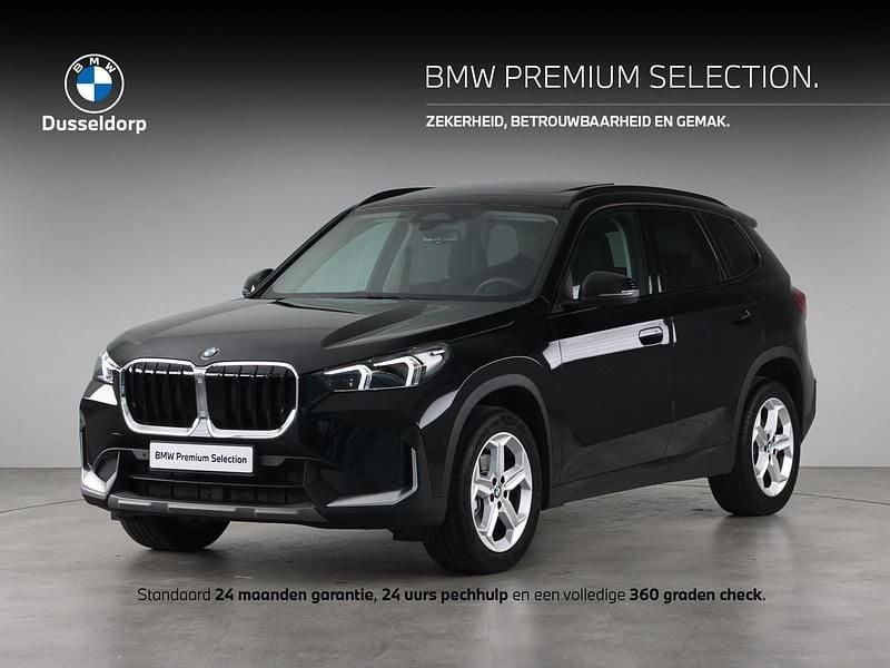 Zwart Occasion 2025 BMW X1 SUV | € 44.950 (Goede deal) - Afbeelding 1/4