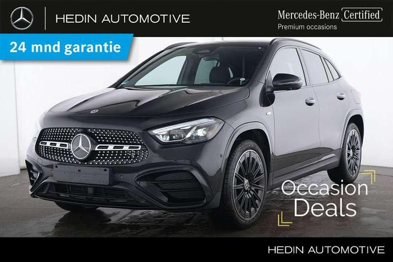 Zwart Occasion 2025 Mercedes GLA250 AMG line SUV | € 53.900 (Duur) - Afbeelding 1/3