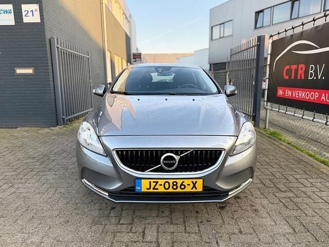 Occasion Volvo V40 120 PK (88 kW) 2016 Grijs (metallic) Hatchback