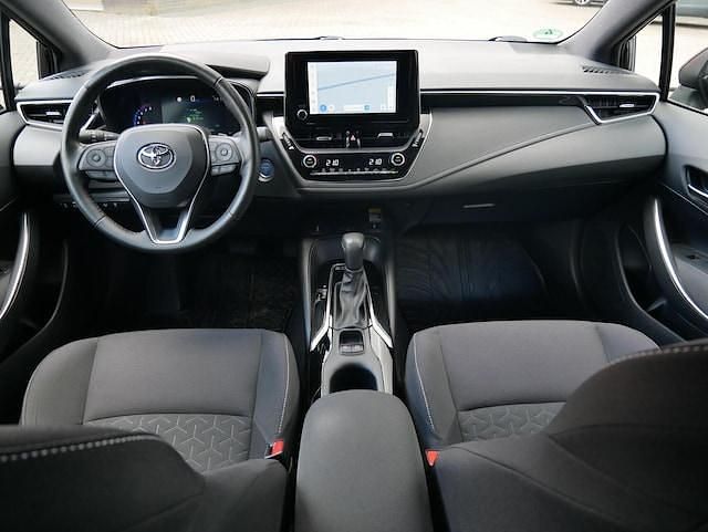 Occasion Toyota Corolla Team 2022 Zwart (metallic) Hatchback