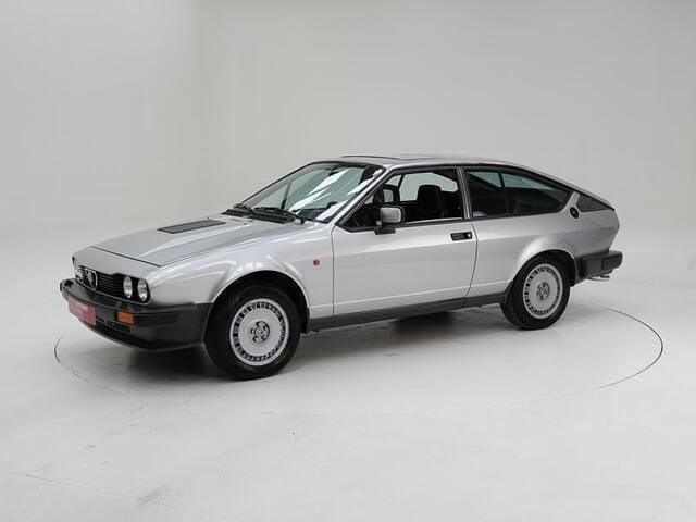 Overige Gebruikt 1982 Alfa Romeo GTV | € 18.950 - Afbeelding 1/4