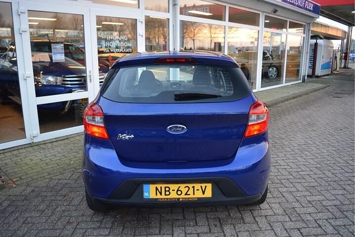 Occasion Ford Ka Trend 2016 Blauw (metallic) Hatchback