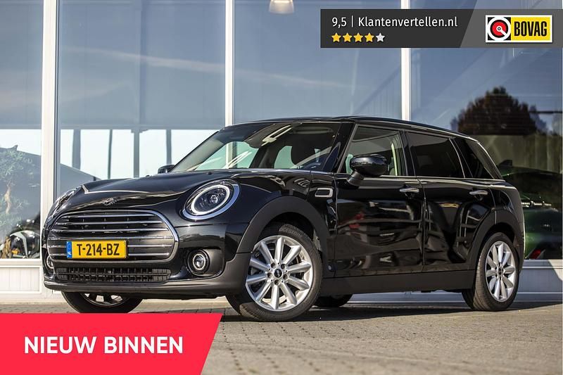 Zwart Gebruikt 2023 Mini Cooper Clubman Classic Stationwagen | € 27.745 (Eerlijke prijs) - Afbeelding 1/4
