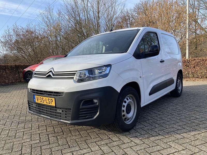 Wit Occasion 2022 Citroën Berlingo MPV | € 18.500 - Afbeelding 1/4