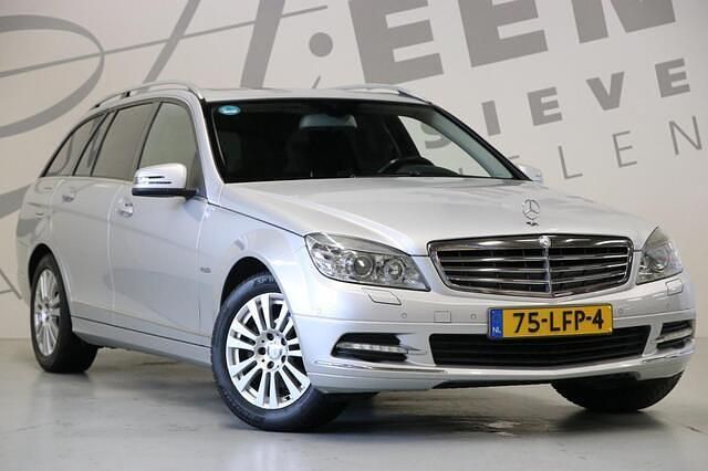 Occasion Mercedes C180 156 PK (114 kW) 2010 Grijs (metallic) Stationwagen