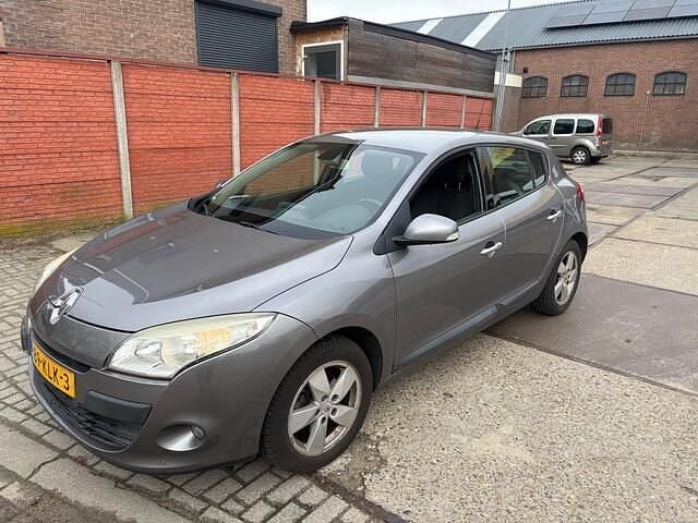 Occasion Renault Mégane III Business 110 PK (80 kW) 2010 Grijs (metallic) Hatchback