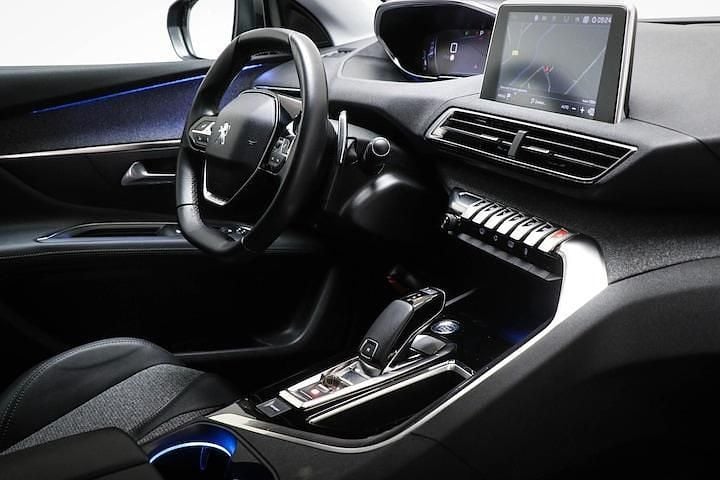 Occasion Peugeot 3008 Premium 2021 Grijs SUV