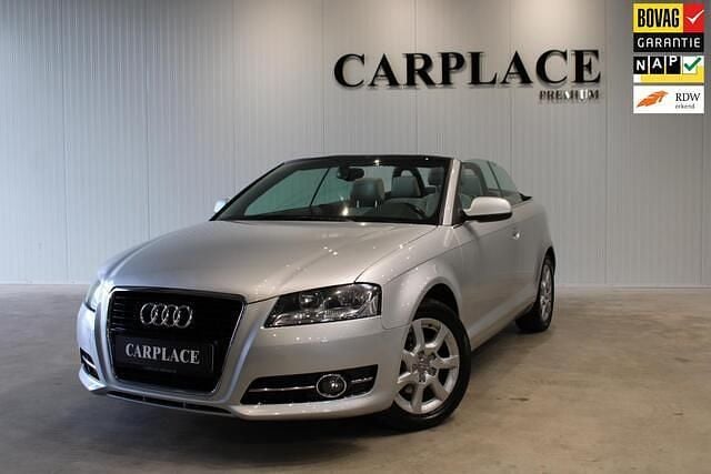 Grijs, metallic lak Gebruikt 2012 Audi A3 Cabriolet Ambition Cabriolet | € 7.750 (Goede deal) - Afbeelding 1/4