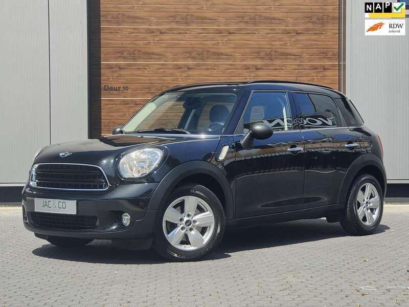 Zwart, metallic lak Gebruikt 2014 Mini Countryman Chili SUV | € 14.850 (Goede deal) - Afbeelding 1/4
