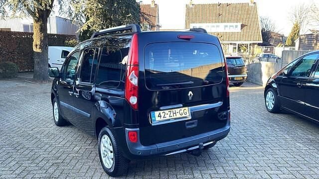 Occasion Renault Kangoo 106 PK (77 kW) 2008 Zwart (metallic) MPV