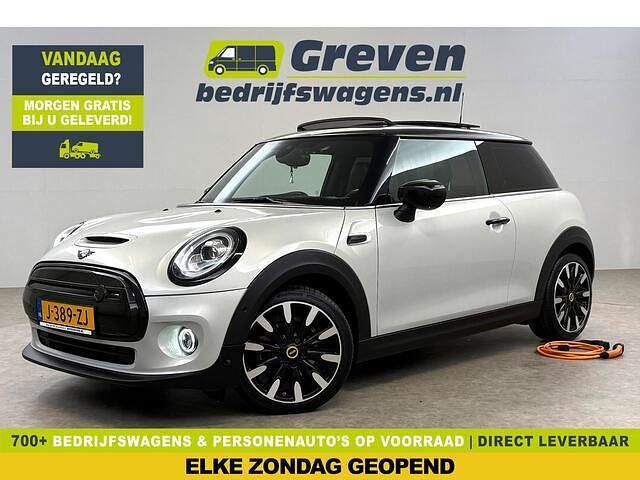 Wit (metallic) Gebruikt 2020 Mini Cooper Hatchback | € 15.900 (Eerlijke prijs) - Afbeelding 1/4