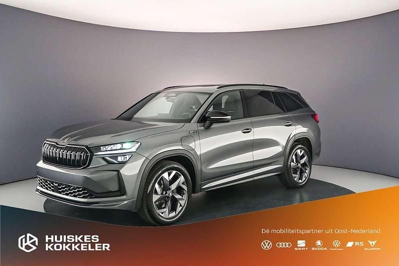 Grijs Nieuw 2025 Skoda Kodiaq Business Line SUV | € 56.765 (Iets duurder) - Afbeelding 1/4