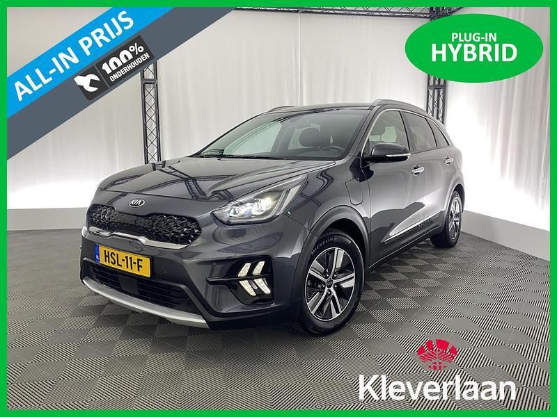Grijs Gebruikt 2020 Kia Niro SUV | € 24.695 (Iets duurder) - Afbeelding 1/4