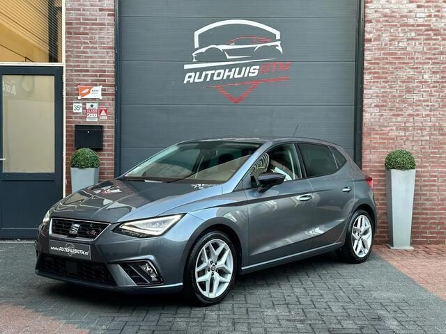 Grijs Gebruikt 2017 Seat Ibiza FR Hatchback | € 14.450 (Iets duurder) - Afbeelding 1/4