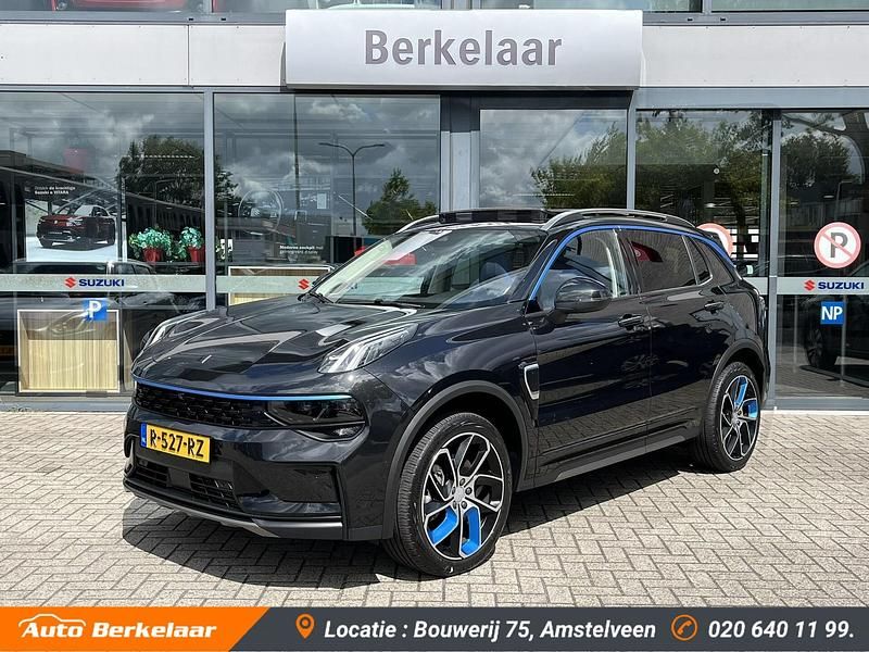 Zwart Gebruikt 2022 Lynk & Co 01 SUV | € 25.445 (Eerlijke prijs) - Afbeelding 1/4