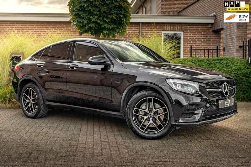Zwart Gebruikt 2018 Mercedes GLC350 Premium Coupé | € 38.950 (Iets duurder) - Afbeelding 1/4