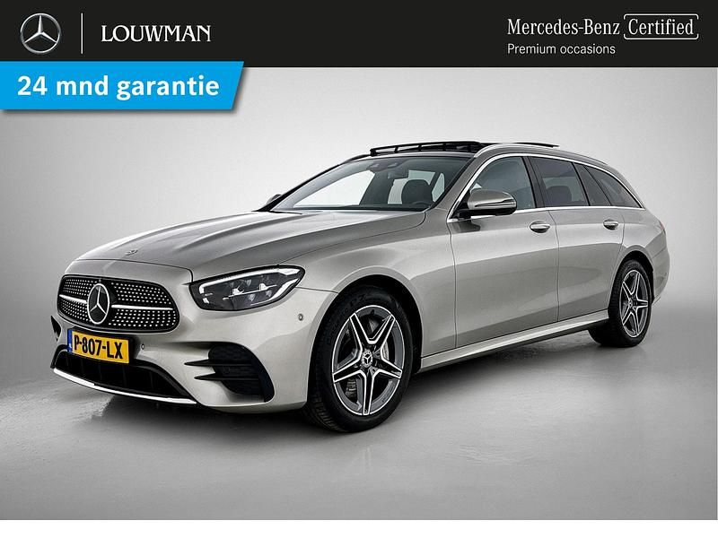 Grijs Gebruikt 2022 Mercedes E300 Business Stationwagen | € 42.945 (Iets duurder) - Afbeelding 1/4