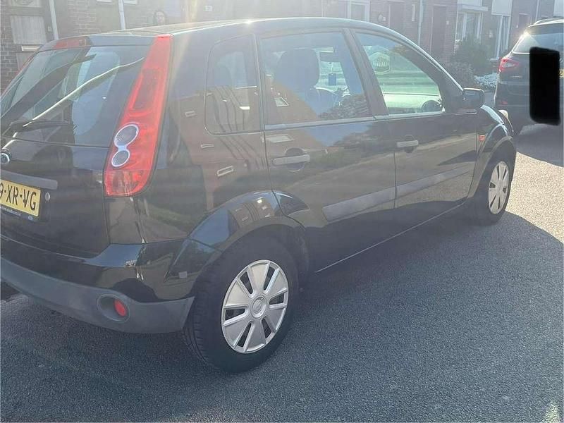 Occasion Ford Fiesta Ambiente 69 PK (50 kW) 2006 Sedan