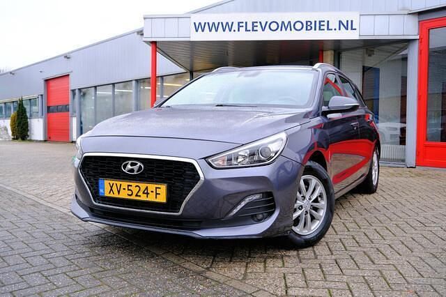Grijs Gebruikt 2019 Hyundai i30 Comfort Stationwagen | € 13.450 (Eerlijke prijs) - Afbeelding 1/4