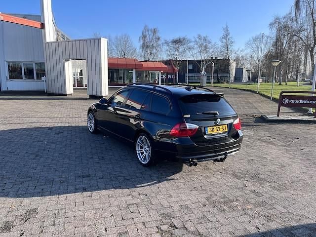 Occasion BMW 330 Executive 258 PK (189 kW) 2006 Zwart (metallic) Stationwagen