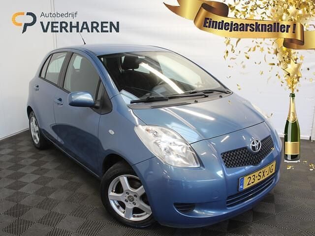 Blauw (metallic) Gebruikt 2006 Toyota Yaris Sol Hatchback | € 3.740 (Goede deal) - Afbeelding 1/4