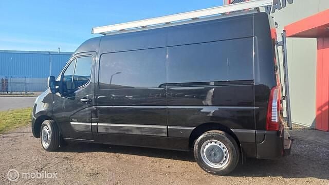 Occasion Opel Movano 136 PK (100 kW) 2021 Zwart Van