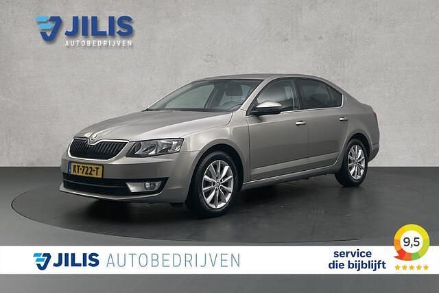Geel Gebruikt 2016 Skoda Octavia Business Line Hatchback | € 9.350 (Goede deal) - Afbeelding 1/3