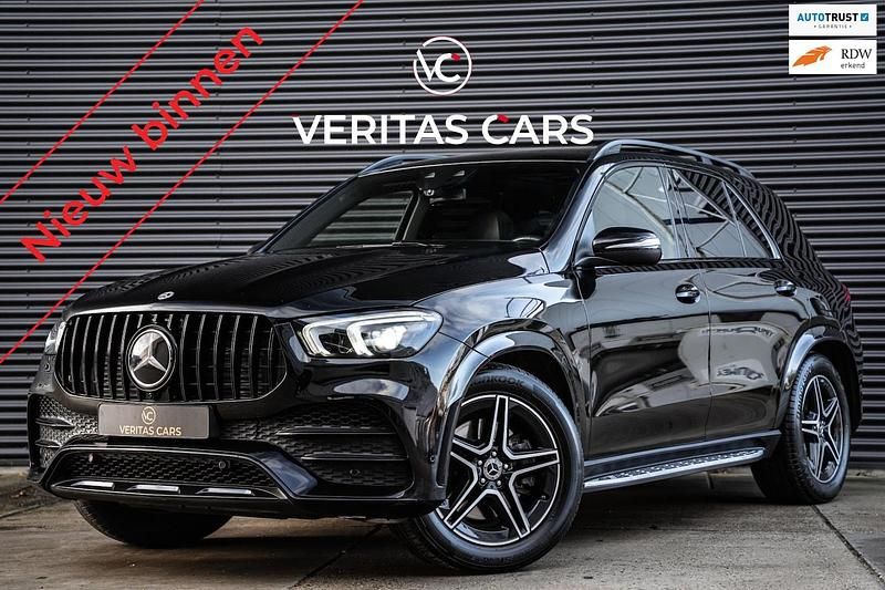 Zwart (metallic) Occasion 2022 Mercedes GLE350 AMG line SUV | € 48.950 - Afbeelding 1/4