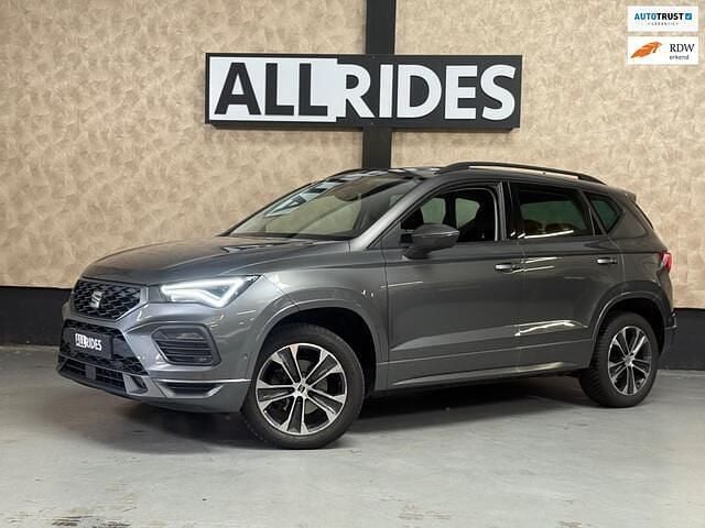 Grijs (metallic) Occasion 2023 Seat Ateca Business SUV | € 28.950 (Goede deal) - Afbeelding 1/4
