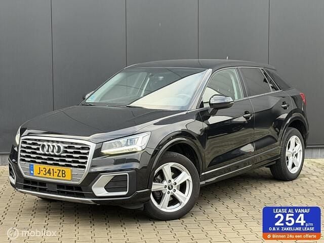 Zwart Gebruikt 2020 Audi Q2 SUV | € 18.998 (Super prijs) - Afbeelding 1/4