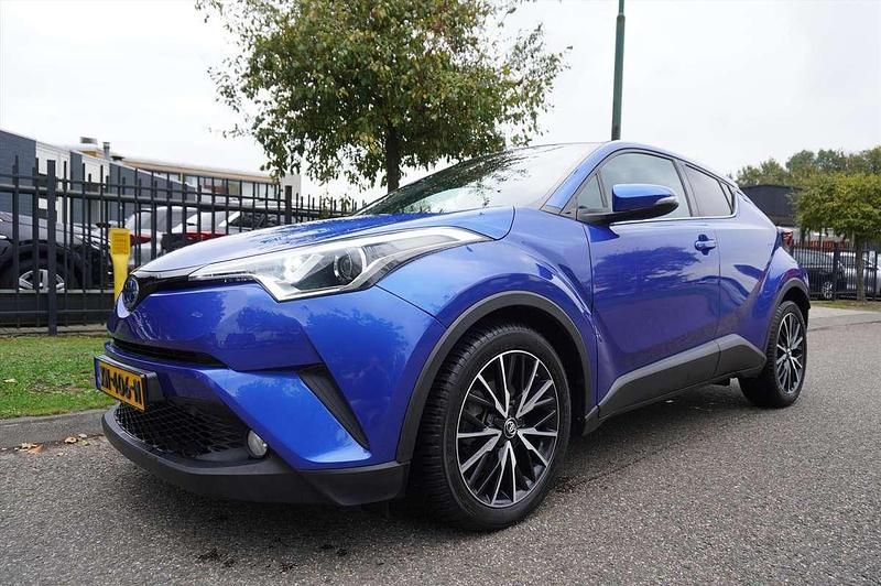 Blauw Gebruikt 2018 Toyota C-HR SUV | € 16.945 (Goede deal) - Afbeelding 1/4