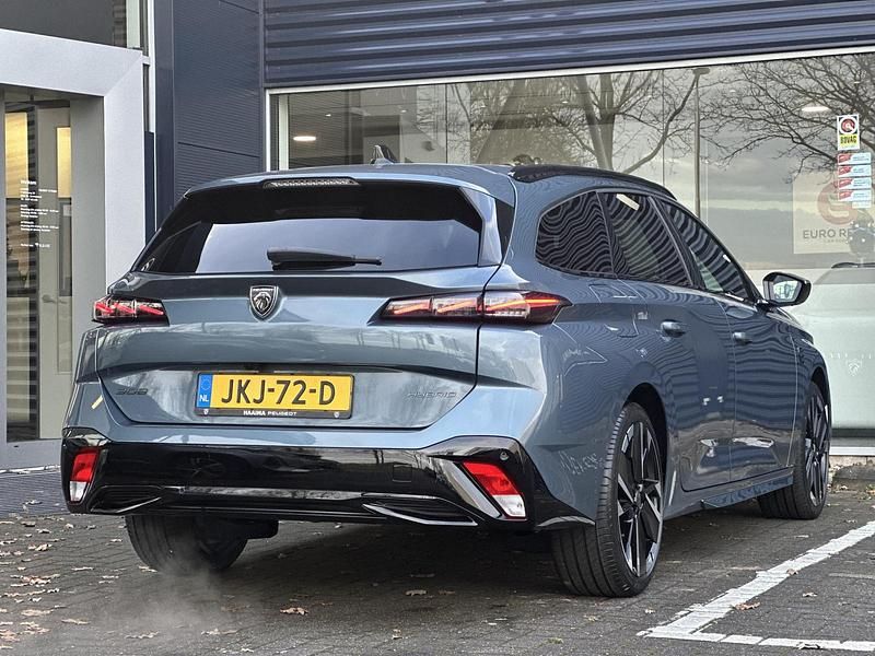 Nieuw Peugeot 308 SW GT 2025 Blauw Stationwagen