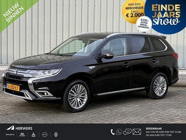 Zwart Gebruikt 2021 Mitsubishi Outlander Intense+ SUV | € 22.435 (Goede deal) - Afbeelding 1/4