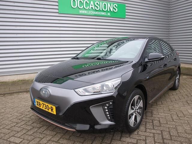 Zwart Gebruikt 2018 Hyundai Ioniq Comfort Sedan | € 11.950 (Eerlijke prijs) - Afbeelding 1/4