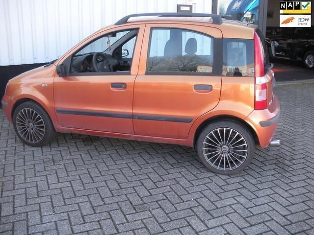 Oranje Gebruikt 2009 Fiat Panda Hatchback | € 950 (Super prijs) - Afbeelding 1/4